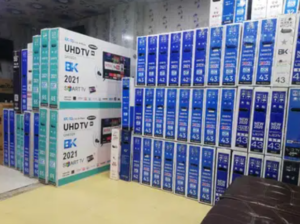 King offer 65 inch Samsung Smart Wi-Fi Uhd 4k Box packed LED. *