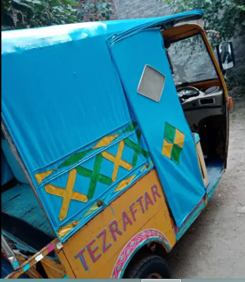 2018 – 4,000 km Rickshaw Tez Raftar for sale