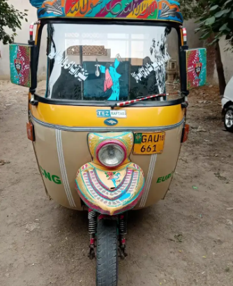 2018 – 4,000 km Rickshaw Tez Raftar for sale