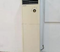 Electrolux 2 ton Cabinet AC in new condition one season used only