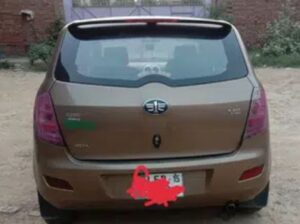 FAW V2 2015 1299CC for sale in lahore