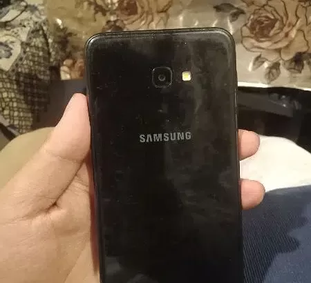 Samsung Galaxy j4+