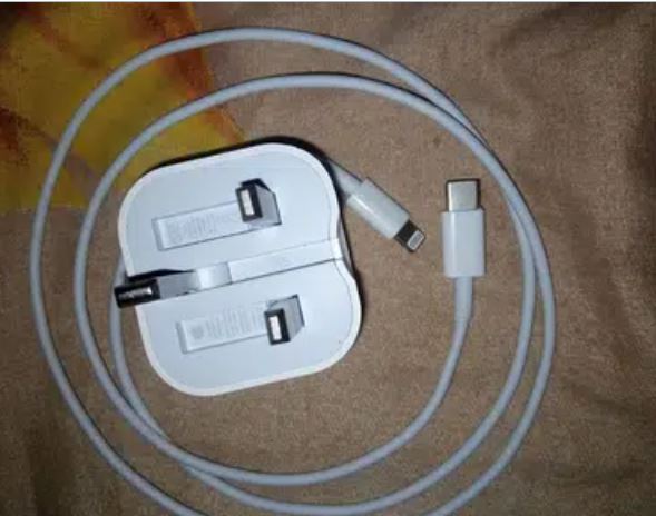iphone charger for sale in sagodha