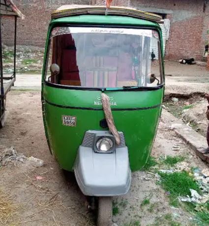 New Asia rickshaw 2016 for sale in faislabad