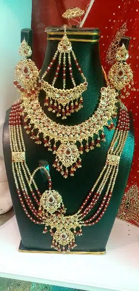 jewelry for sale in Mangla