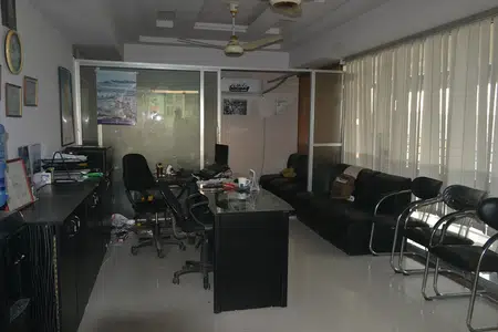 Independent Luxurious Office For Rent Newly Build Business Mall in PWD