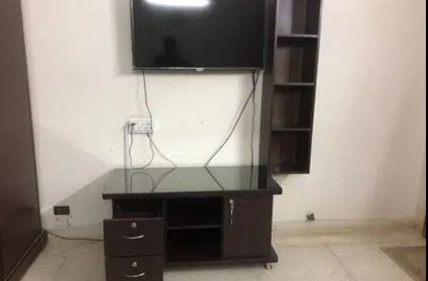selling only wall shelf & table for sale in karachi