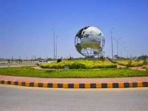 160 yards plot available for sale in Karachi