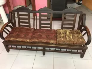 Sofa set Good Condition sell in Sukkur