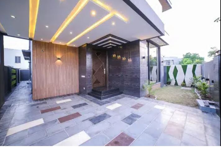 10 Marla Brand New House For Sale In Lahore