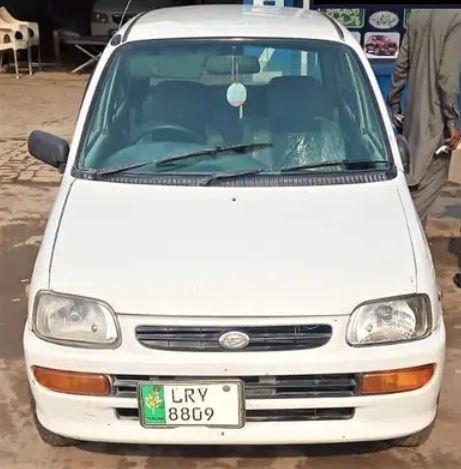 Daihatsu Coure 2004 model car for sale