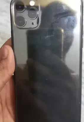 iphone11pro max 64gb non pta for sale in Lala Musa