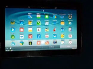 i am selling Samsung Galaxy tablet 12.2 with origi
