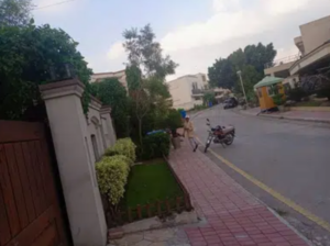 1knal doubel unit house for sale in bahria town rw