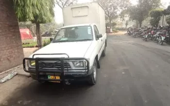 TOYOTA HILUX 2005 MODEL SELL IN LAHORE