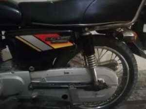 Honda 125, 2005 model, for sale in shiwal