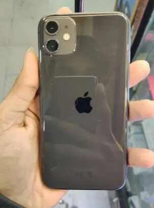 iPhone 11 64GB NON PTA for sale in lahore