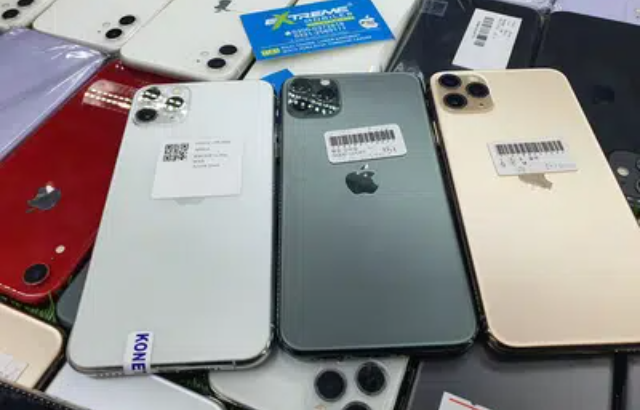 IPHONE 11 PRO MAX , for sale in Lahore