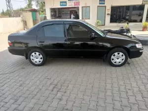 Corolla xe model 2000 for sale in Chakwal