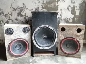 high base boofer 2 speakers, 1 baser, amplifier,