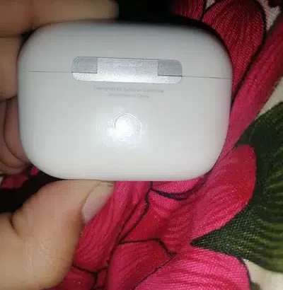 Apple air pod pro import from uae sell in Daska