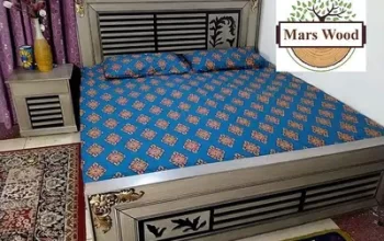 Decent Modrrn design Bed for sale in Gujrat