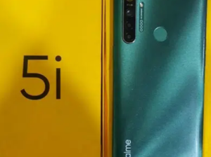 Realme 5i 4/64gb with packing for sale in peshawar