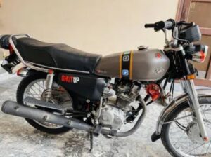 03337701587 sale a bike in chiniot