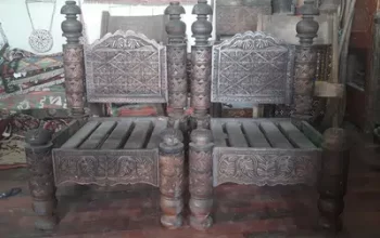 Old design and carved chairs sell in Islamabad