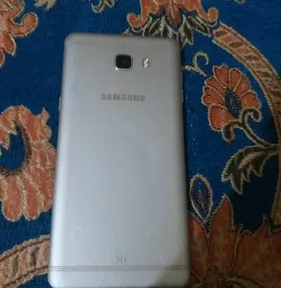 Samsung c9 pro 6/64gb for sale in Burewala