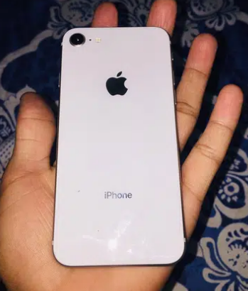 Iphone 8 non pta sealed piece for sale in karachi