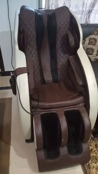 Full Body Massage Chair sell in Burewala