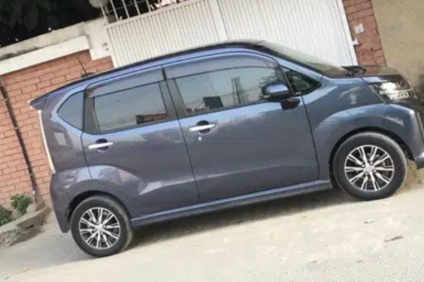 move 660 2018 for sale in peshawar