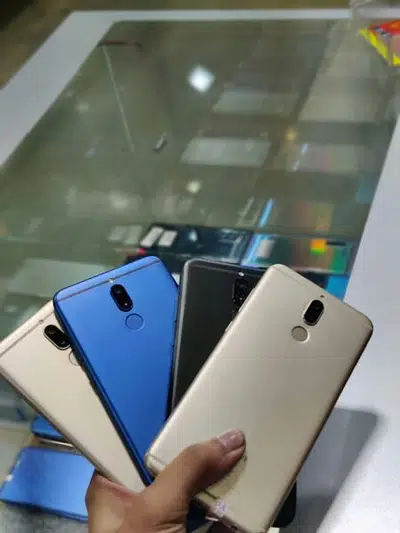 Huawei mate 10 lite 4gb 64gb sell in Lahore