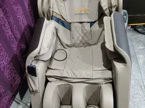 Massage chair with head massager D-17, Islamabad